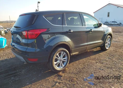 2019 Ford Escape Se из США, поврежденный, VIN 1FMCU9GD0KUB92865